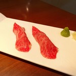 生粋 - 和牛炙り握り