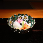 日本料理 幸庵 - 鰤、ダルマイカ、赤貝の刺身