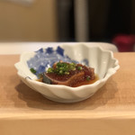 鮨いずみ - 土佐のかつお 燻製オニオンソース