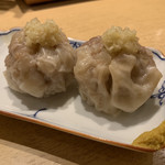 饗 くろ喜 - 名物焼売2個（300円） 2018.12