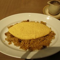 ROSSINI TERRACE - ロッシ二風オムライス
