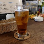 灯 - 茶葉つけこみ焼酎ソーダ割り