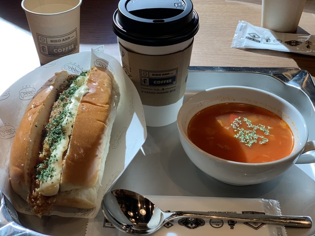 Niko And Coffee 梅田ヘップファイブ 大阪梅田 阪急 カフェ 食べログ