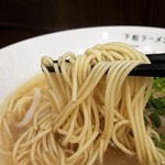 下松ラーメン 五ツ星 - 麺リフト