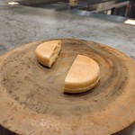 Ode - ミニャルディーズ（金柑のジャムと酒粕のクリームの最中）