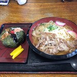 弁天うどんふたば亭 - ジャンボおにぎりと肉うどん