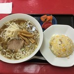 中華 二葉 - ラーメン麺大盛 半チャーハンセット