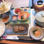 えび・蟹・まぐろ・旬料理 甲羅 - 