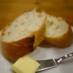 イタリア料理 ボンパスト - （2018/11月）「シェフのおすすめランチ」のパン