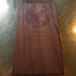 セクションドール - メヌーはこんな木箱で