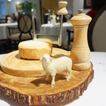 レストランひらまつ 広尾 - 2019年1月利用。やぎさん♡