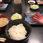 Sushi Waraku - 