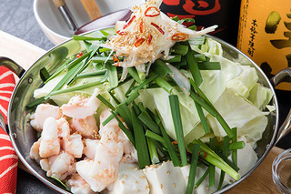 Toriyaki Yamitsuki - 黒毛和牛のコプチャンと出汁の醤油を九州から取りせ自家製の鶏スープで作る絶品もつ鍋!!