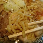 千葉房総 麺のマルタイ  - 麺。佐野ラーメンとかに近いような麺は房総では珍しいと思います。