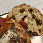 パンやきどころ RIKI - 有機イチゴ・イタリアオレンジ・有機レーズンたっぷり！