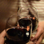 炭火焼 ゆうじ - 赤ワインで乾杯♪