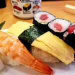 Sushi Hachi - 海老、玉子、鉄火巻