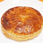 パティスリー イル・プルー・シュル・ラ・セーヌ - ギャレット・デ・ロワ（アマンド）