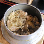 釜めし 竹屋 - 料理写真:舞茸釜めし