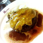 洋食 三浦亭 - グリエールのチーズハンバーグ