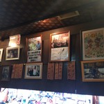 おふくろ - 店内と女将さん