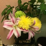 おふくろ - トイレには花が飾られていました