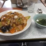 ドライブイン多賀台 - 五目うま煮御飯 ￥750  醤油と甘みのバランスが良く、美味しい中華餡で、御飯の炊き加減も良かった。