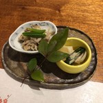 Wasai Shouden - 付き出しは、鰹の有馬煮とゆり根の胡麻酢