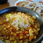 Kodaira Udon - 天かす、生姜、すり胡麻、ラー油トッピング