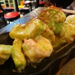 Okonomiyaki Ume Tsuki - 海老アボカドのスパイシーマヨ