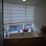 横浜ベイホテル東急 - ビューバス