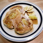 JOHN - ソバ粉と米粉のパンケーキ with バナナ