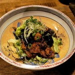 にほん酒と肴 酔音 - カムイ豚とナスの黒酢あんかけ　900円