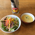 カフェ＆ダイナー ベリーチェ - ランチのサラダ・スープ