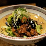 にほん酒と肴 酔音 - カムイ豚とナスの黒酢あんかけ　900円