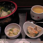 Aioi - マグロのなかおち丼（980円）