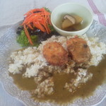 ミルカ - グリーンカレーランチプレート　美味しい。