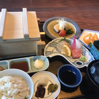 日本料理雲海 - 