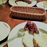  ラ･ベットラ･ダ･オチアイ イケブクロ - 秀味豚のカツレツ モッツァレラチーズのせ