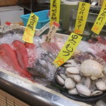 海鮮丼の駅前 - 