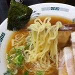 日高屋 - 真空ミキシング製法による喉ごしの良い麺