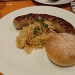 Paulaner Brauhaus  - 1812_Paulaner Brauhaus_Bratwurst@139,000Rp(ドイツソーセージ)