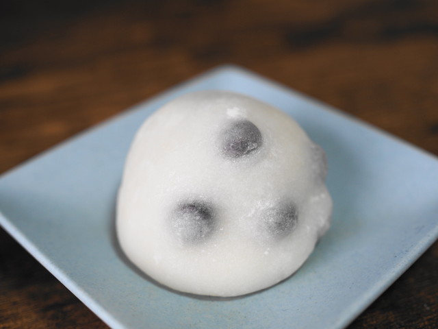 鏡餅屋 - かみのやま温泉（和菓子）の写真