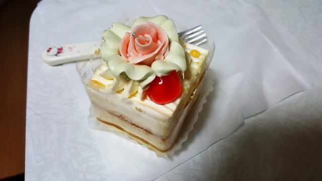 定番 三星のケーキ By Umineko0723 三星 マックスバリュ 花園店 青葉 ケーキ 食べログ
