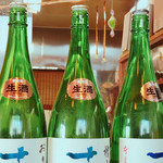 鴨鶴 - 天井からハエ取り紙