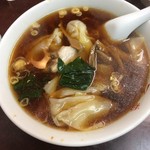 中国料理 一番 - ワンタン麺(しょうゆ)　鶏ガラベース