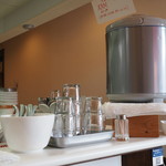 横浜家系ラーメン みさきや - お冷はお茶です