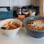 横浜家系ラーメン みさきや - ツーショット