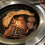 焼肉食べ放題 ぷるぷるホルモン - 料理