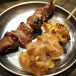 大衆炭火 やきとん ぶった  - くちびる＆ハツ